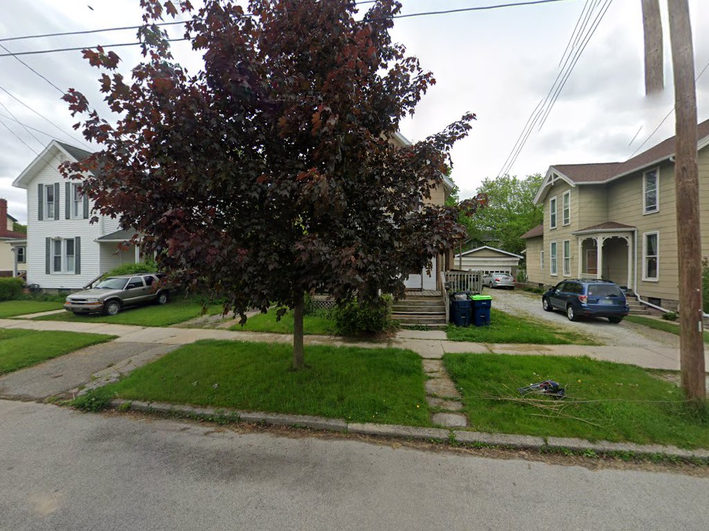 Bastian's lawncare & landscaping in Bay City