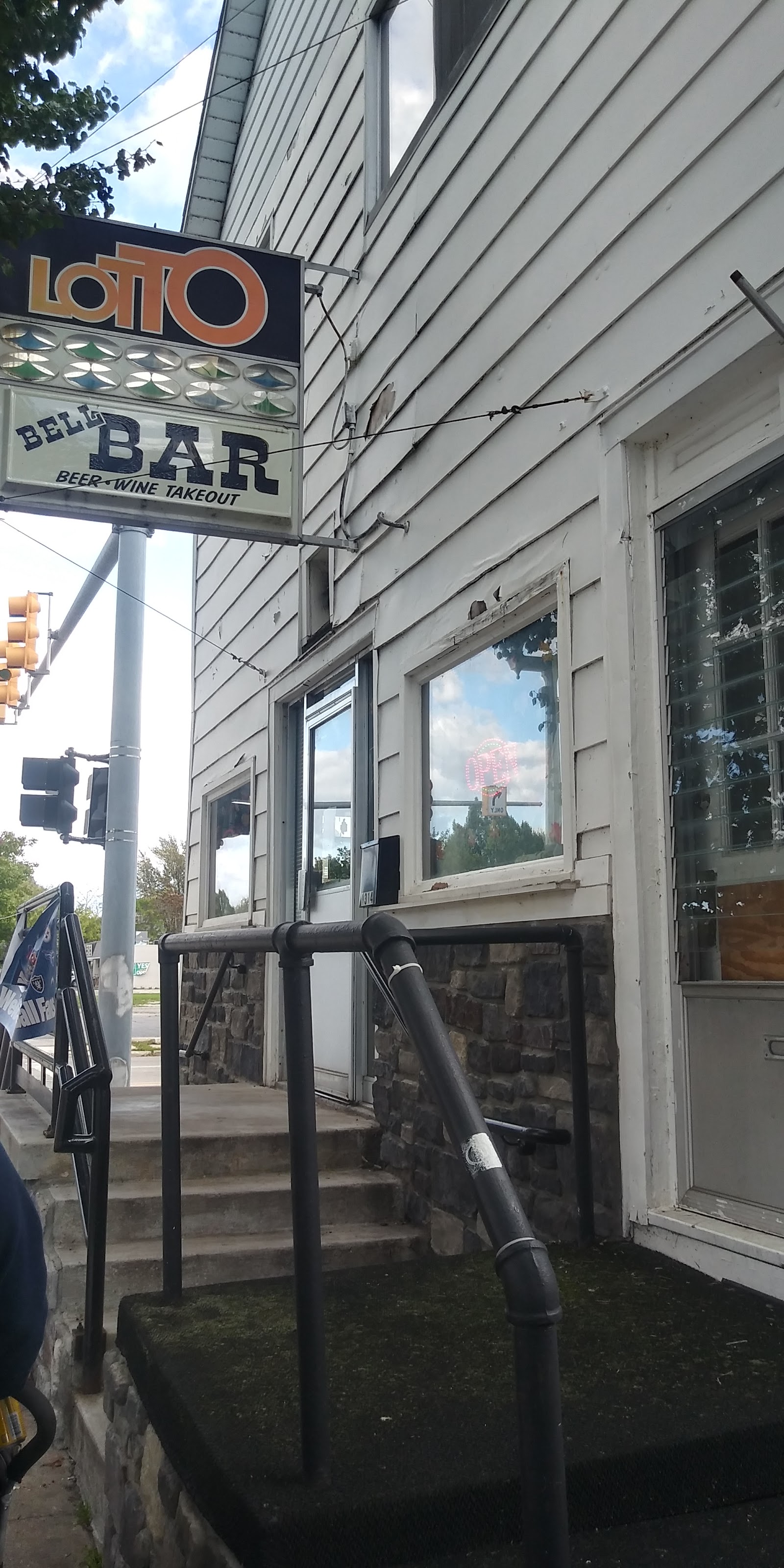 Bell Bar in Bay City