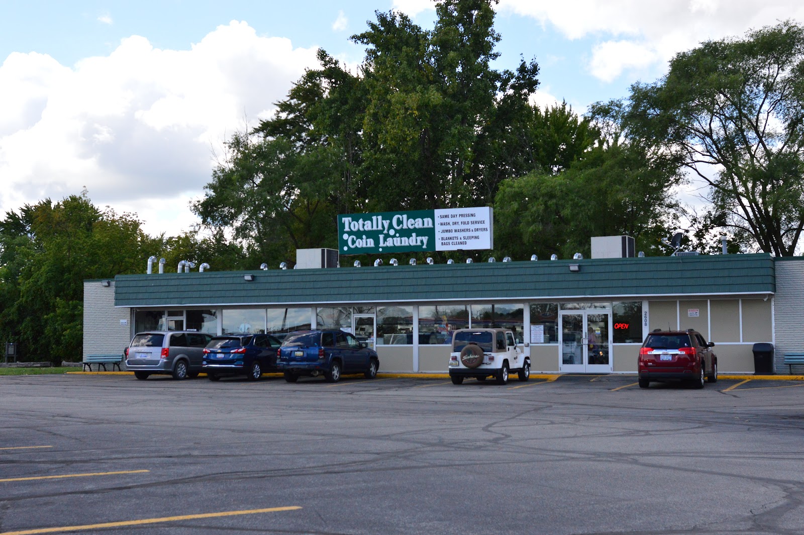 Colby's Totally Clean - Center Ave in Bay City