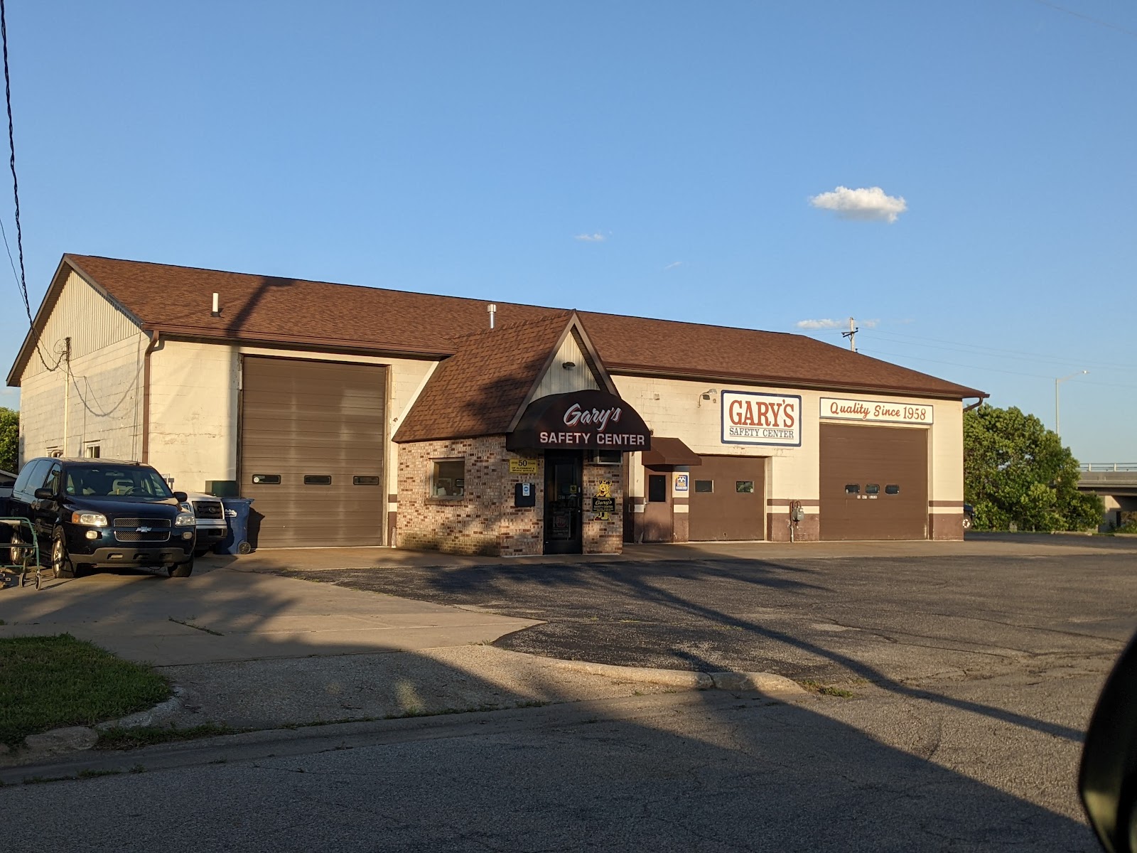 Gary's Safety Center — photo