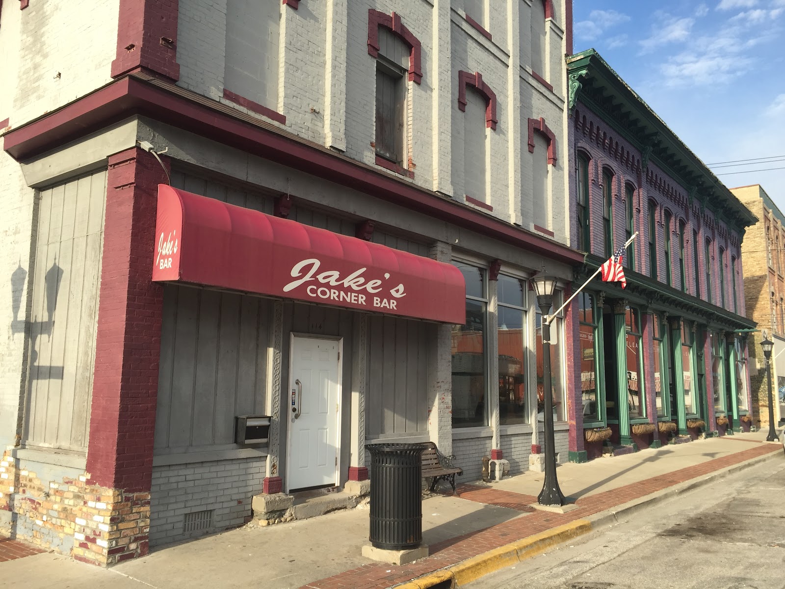 Jake's Corner Lounge in Bay City
