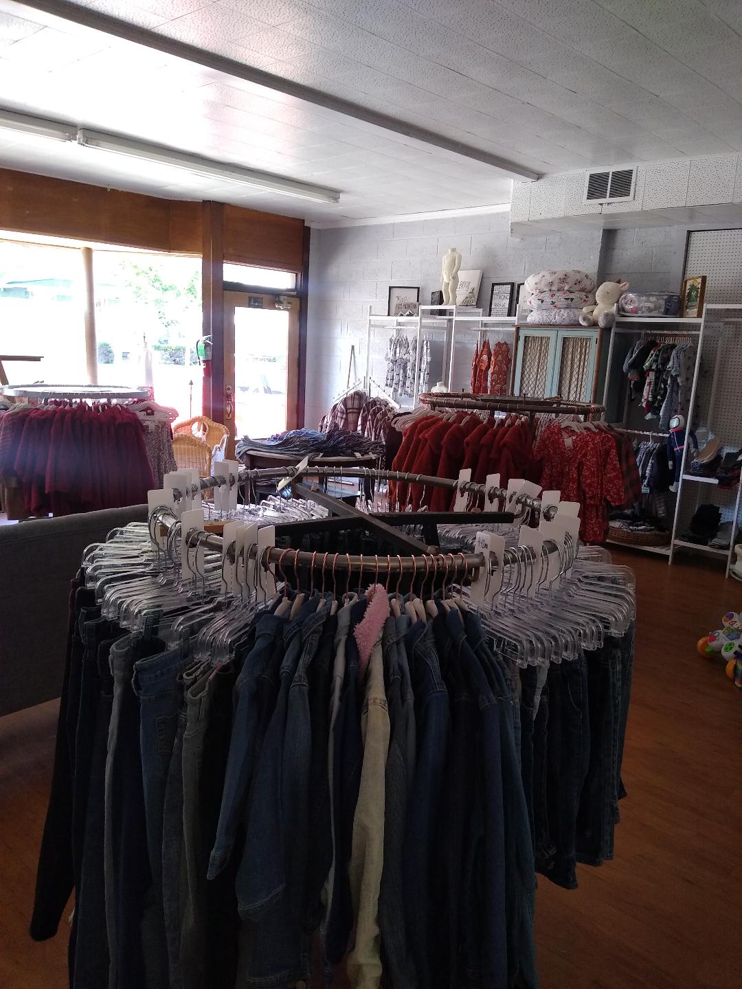 Raising Arrows Children's Resale Boutique — photo