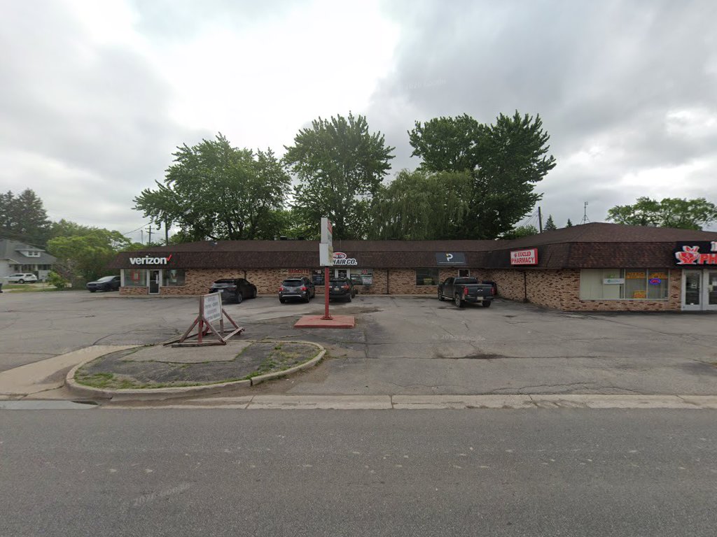 Ron Edwards Salon — photo