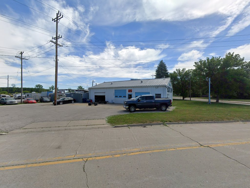 Terry Horner's Body Shop in Bay City