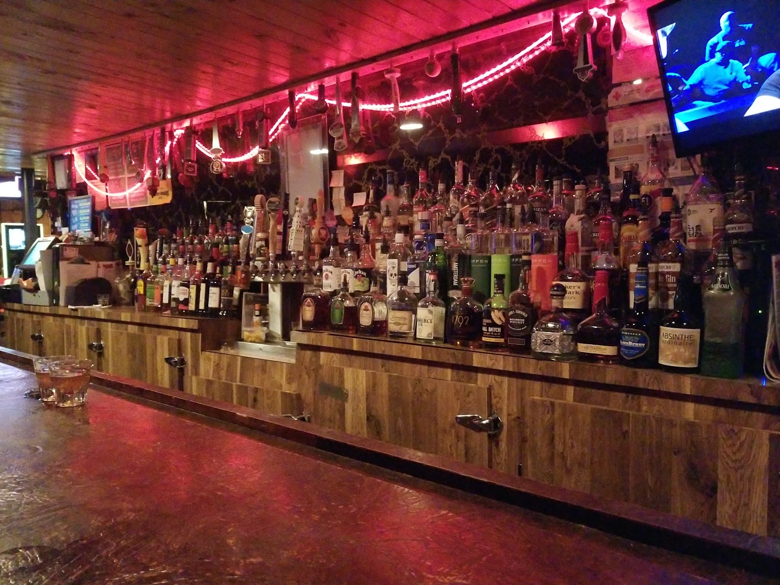The Curve Bar & Grill — photo