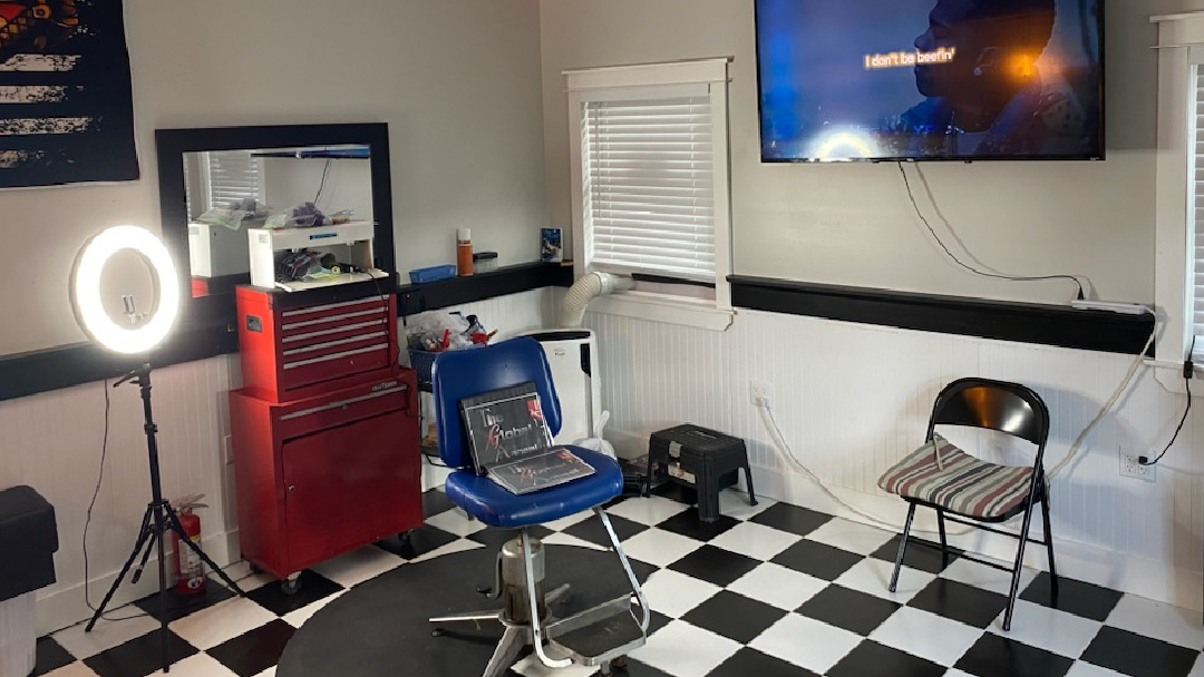 The Global Appeal River Walk Barbershop — photo