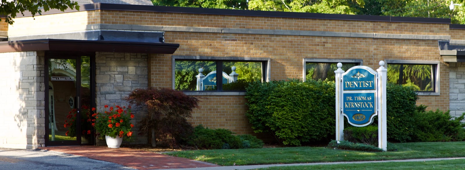 Thomas A. Kernstock, DDS, PC in Bay City