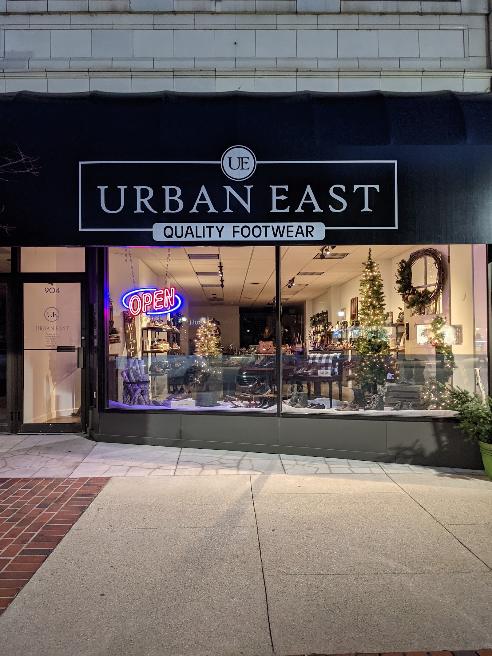 Urban East Footwear in Bay City