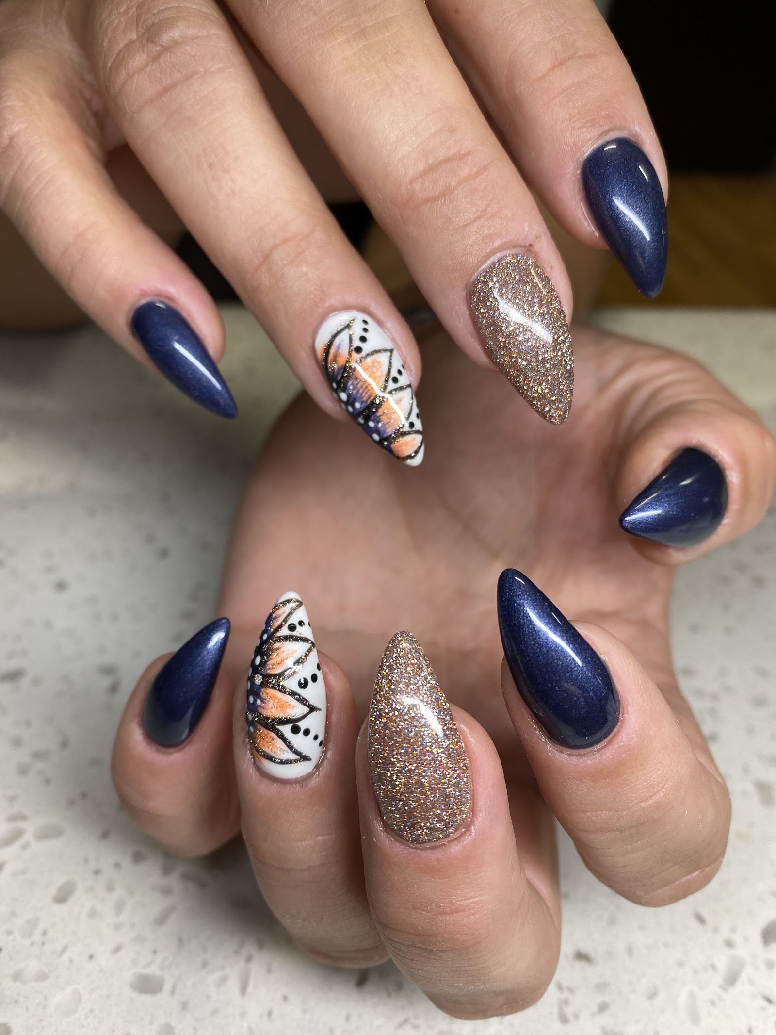 Vici Nail Bar — photo