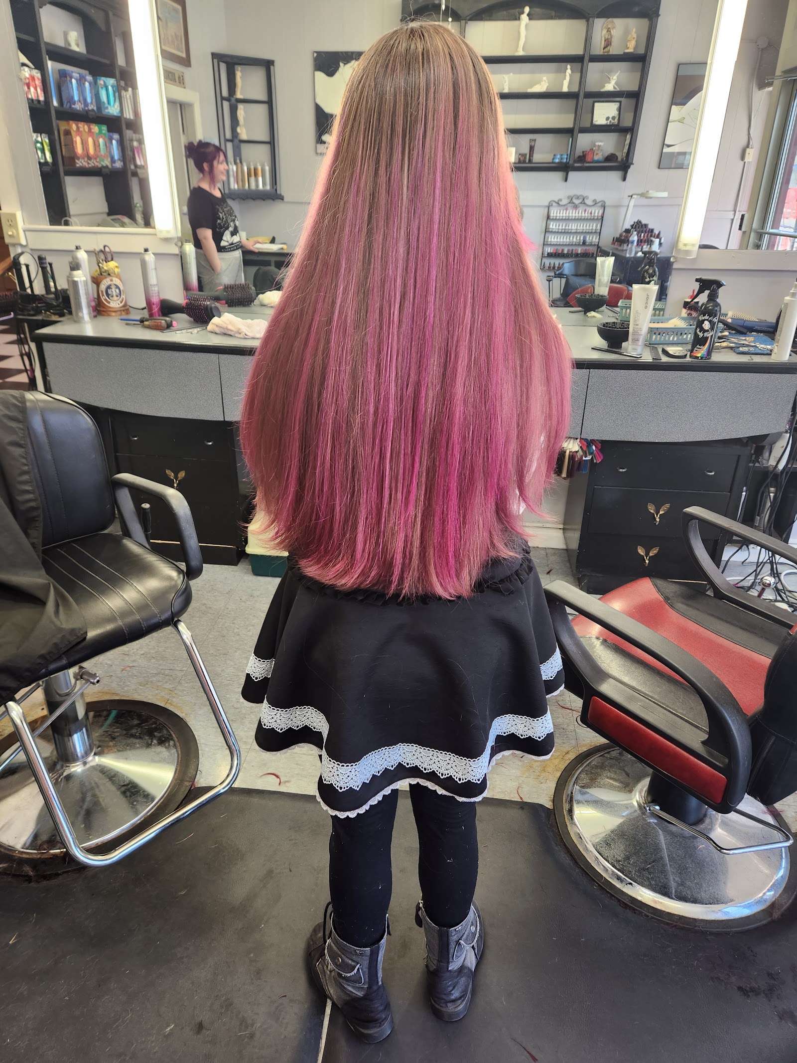 Works of Art Salon and Spa — photo